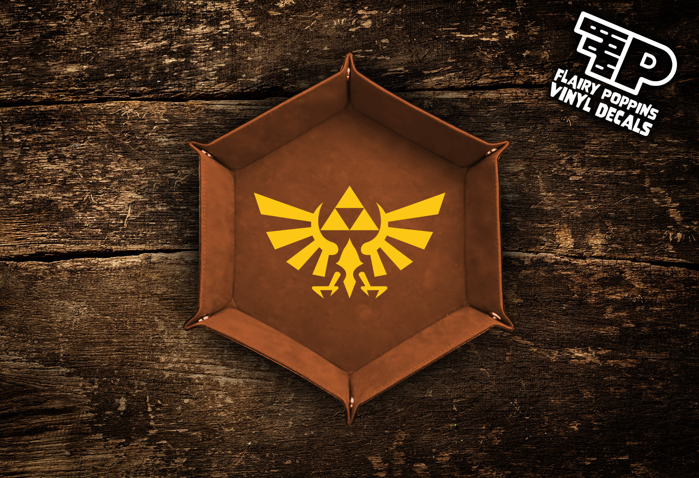 Hyrule Crest Triforce Dice Tray